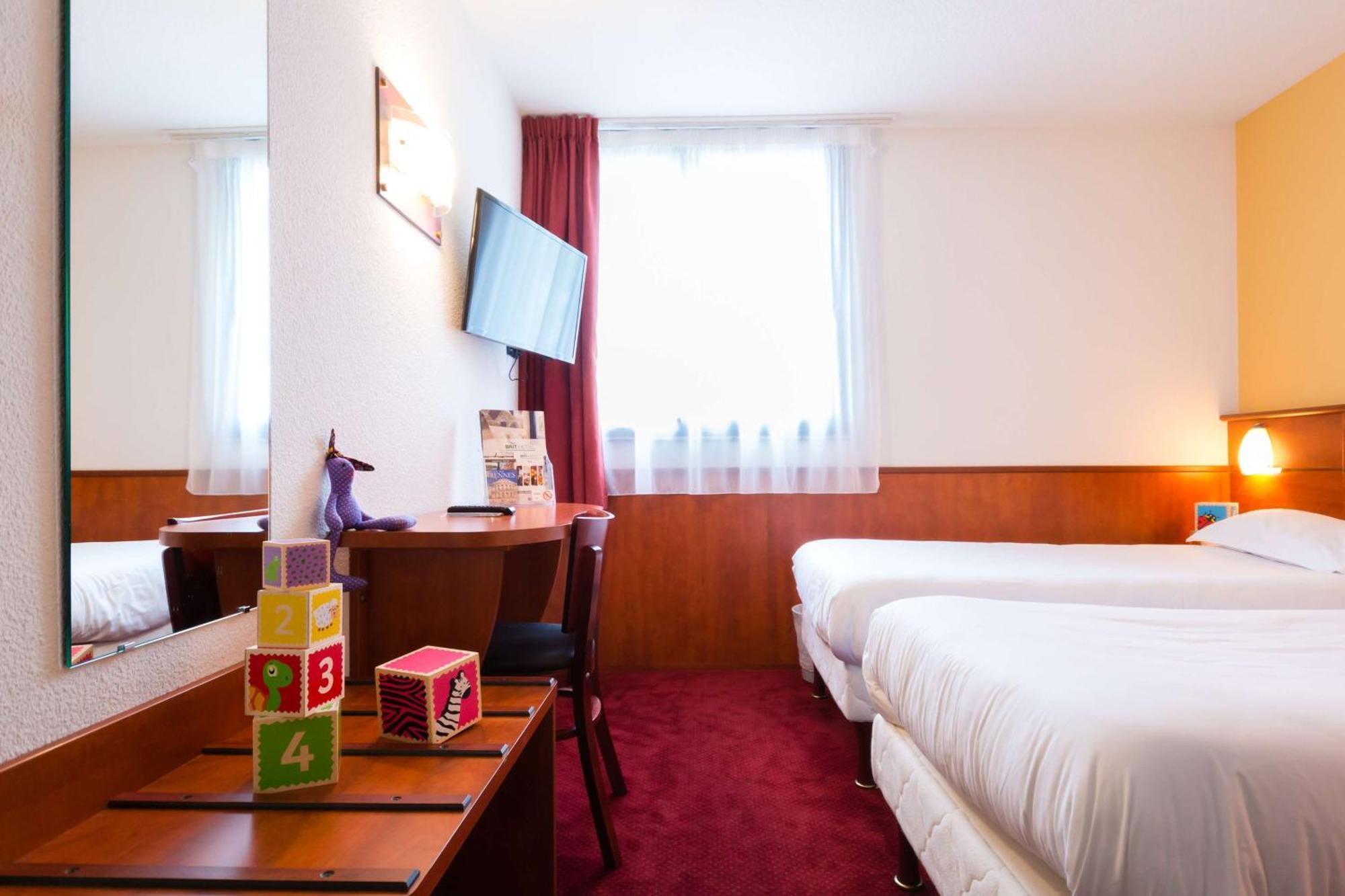 Brit Hotel Rennes St Gregoire - Le Villeneuve Saint-Grégoire Kültér fotó