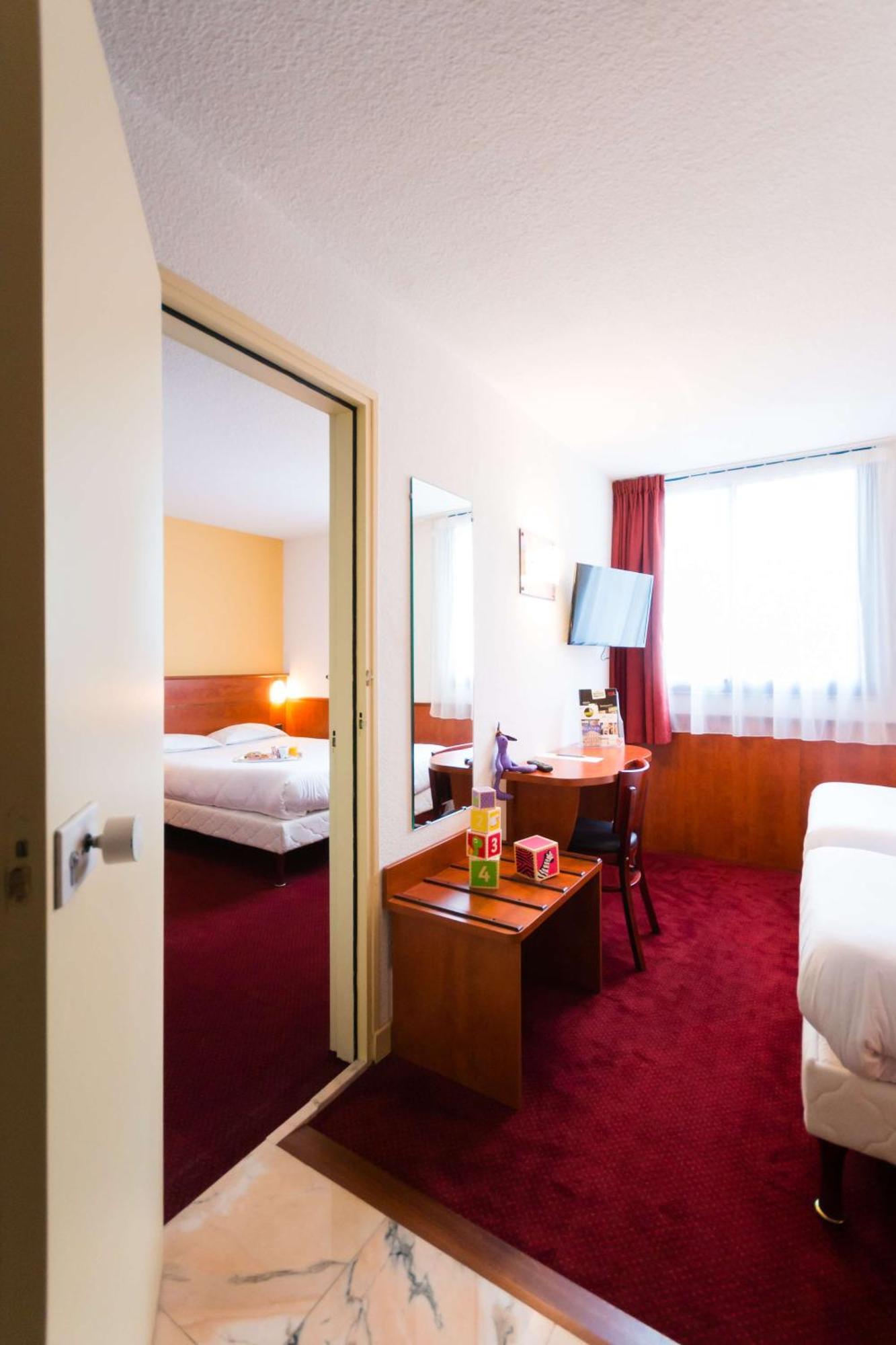 Brit Hotel Rennes St Gregoire - Le Villeneuve Saint-Grégoire Kültér fotó