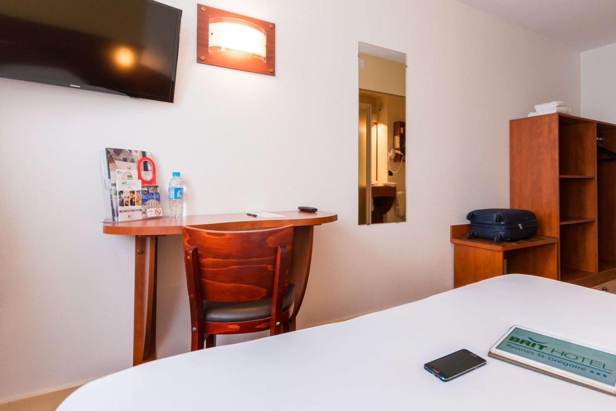 Brit Hotel Rennes St Gregoire - Le Villeneuve Saint-Grégoire Kültér fotó
